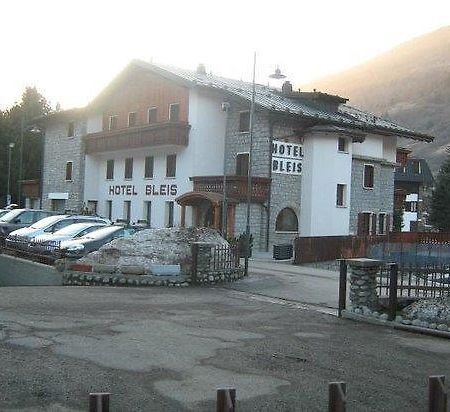 Hotel Bleis Ponte Di Legno Exterior foto