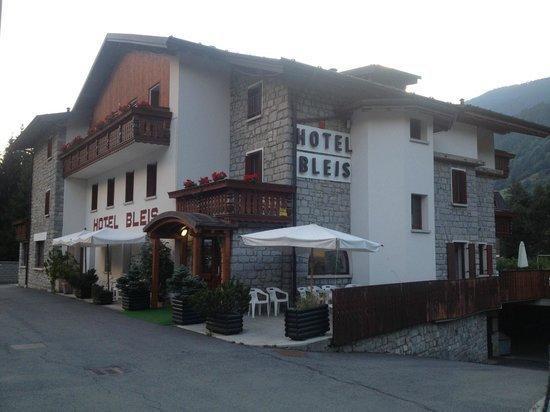 Hotel Bleis Ponte Di Legno Exterior foto